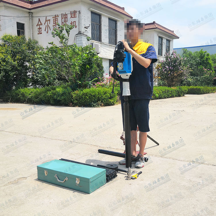 戳我试试